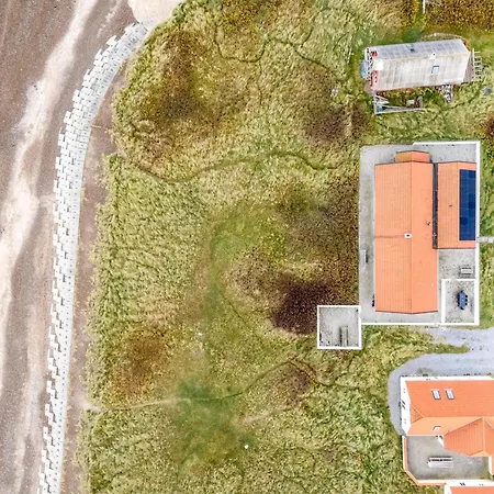 Hébergement de vacances Pool And Activity House With A 180-degree View Of The North Sea, Located At Lild Frostrup