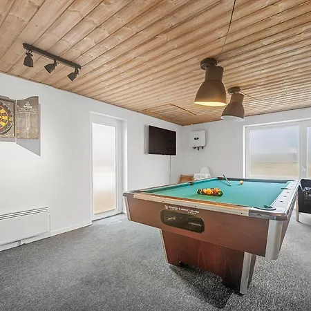 Hébergement de vacances Pool And Activity House With A 180-degree View Of The North Sea, Located At Lild